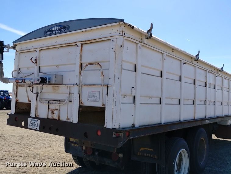 image for item DN6387 1972 Chevrolet C60  grain truck