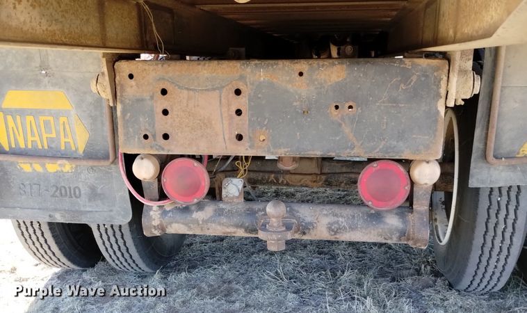 image for item DN6387 1972 Chevrolet C60  grain truck