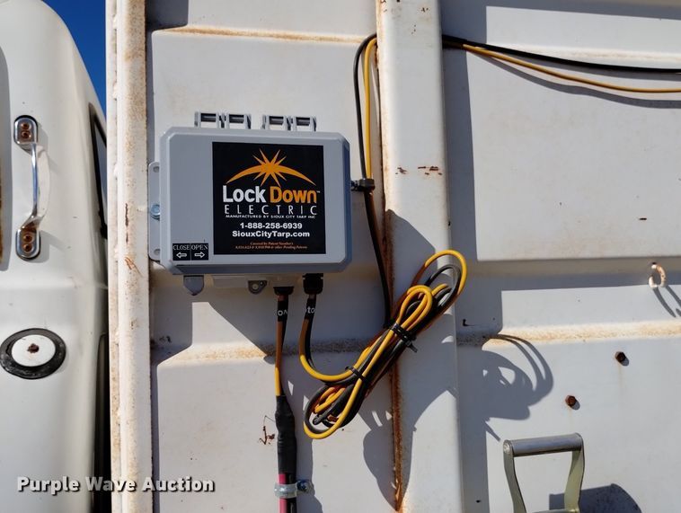 image for item DN6387 1972 Chevrolet C60  grain truck