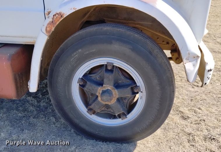 image for item DN6387 1972 Chevrolet C60  grain truck