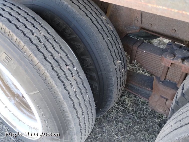 image for item DN6387 1972 Chevrolet C60  grain truck