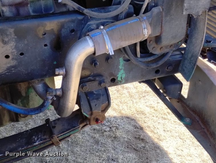 image for item DN6388 1991 Freightliner FLD120  grain truck