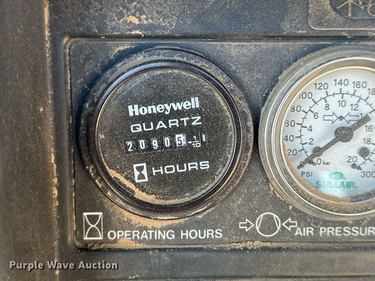 image for item KX9152 2012 Sullair 185  air compressor