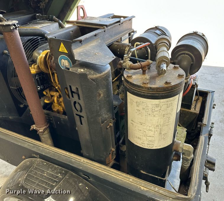 image for item KX9152 2012 Sullair 185  air compressor