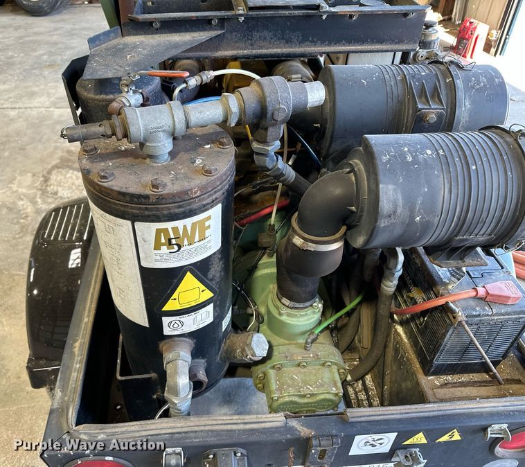 image for item KX9152 2012 Sullair 185  air compressor