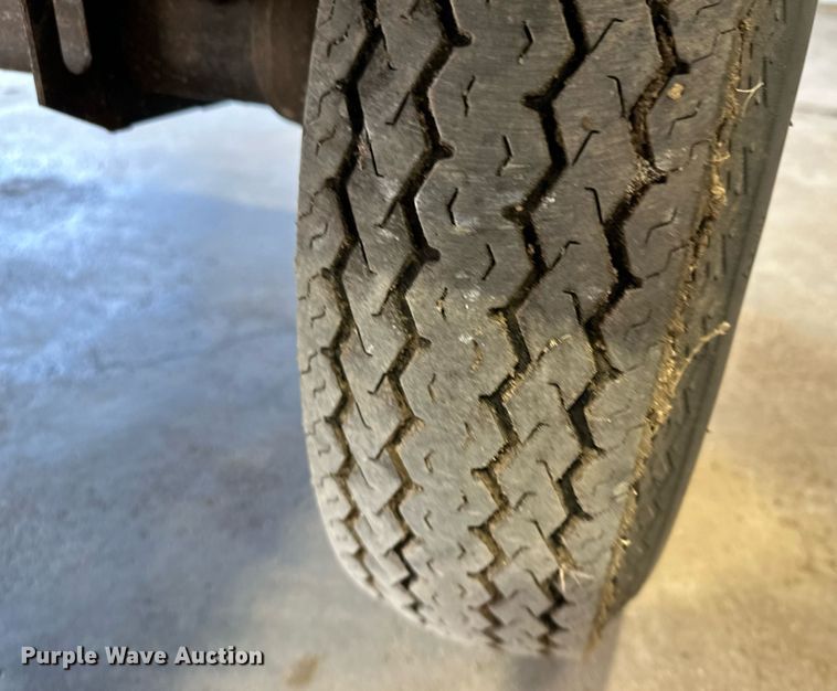 image for item KX9152 2012 Sullair 185  air compressor