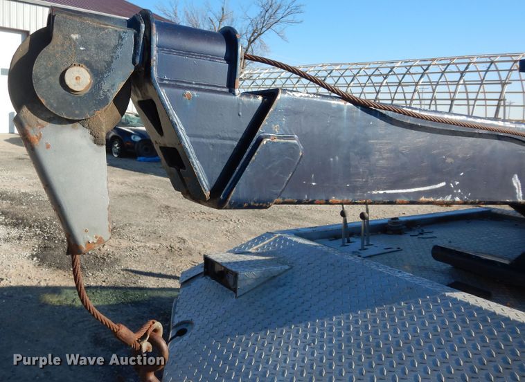 image for item DI6881 1993 Chevrolet K3500  tow truck