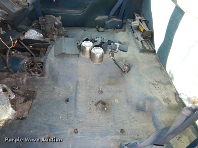 image for item DI6881 1993 Chevrolet K3500  tow truck