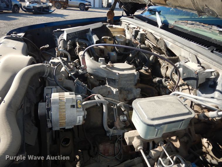 image for item DI6881 1993 Chevrolet K3500  tow truck