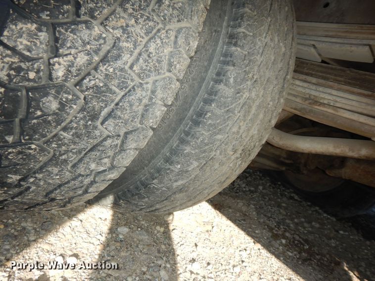 image for item DI6881 1993 Chevrolet K3500  tow truck