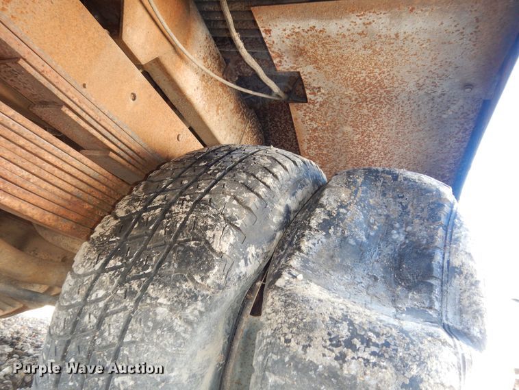 image for item DI6881 1993 Chevrolet K3500  tow truck