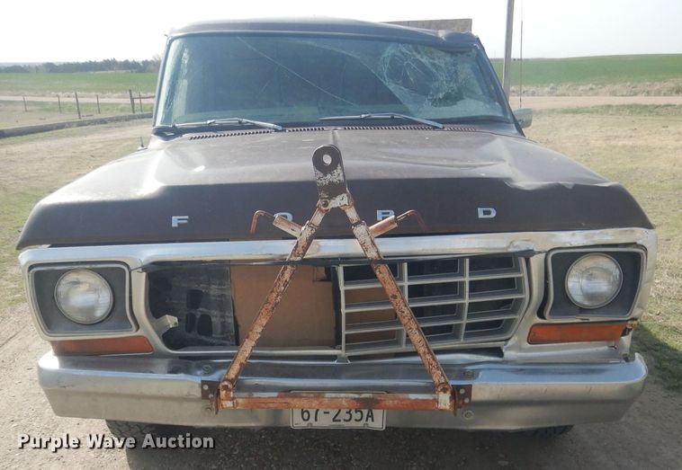 image for item DJ7028 1978 Ford F150  pickup truck