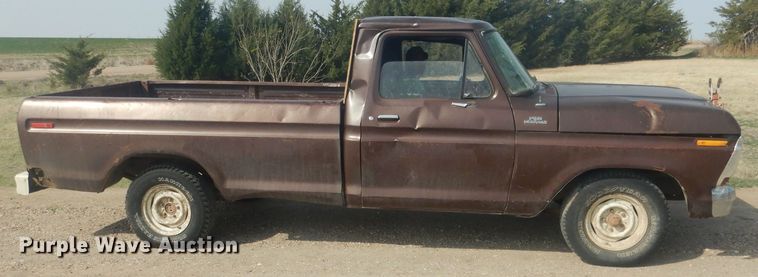 image for item DJ7028 1978 Ford F150  pickup truck