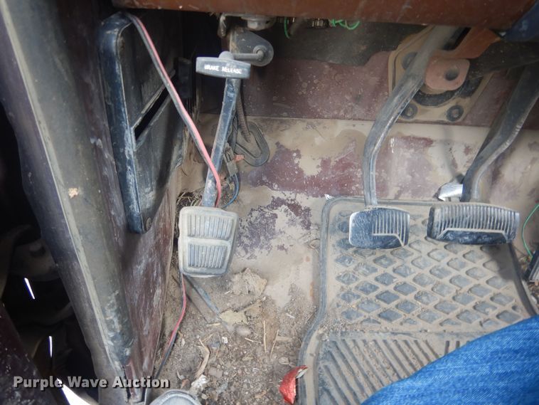 image for item DJ7028 1978 Ford F150  pickup truck