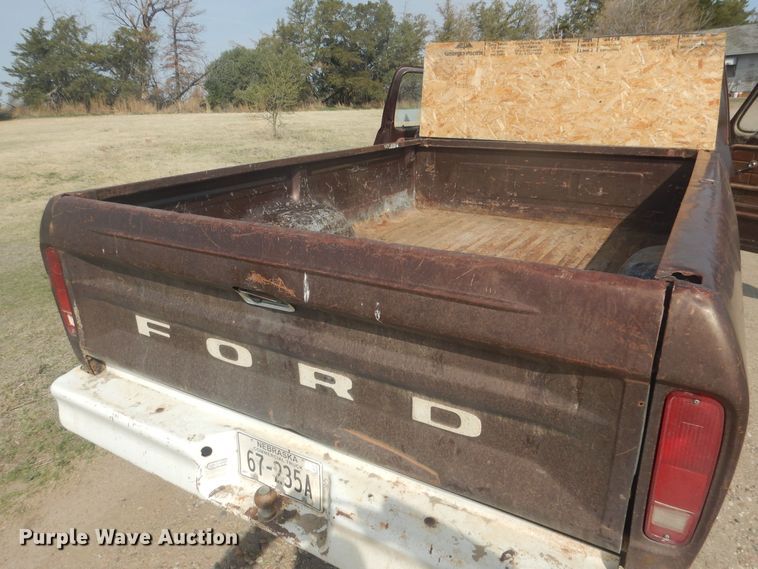 image for item DJ7028 1978 Ford F150  pickup truck