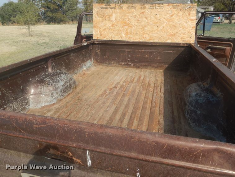 image for item DJ7028 1978 Ford F150  pickup truck