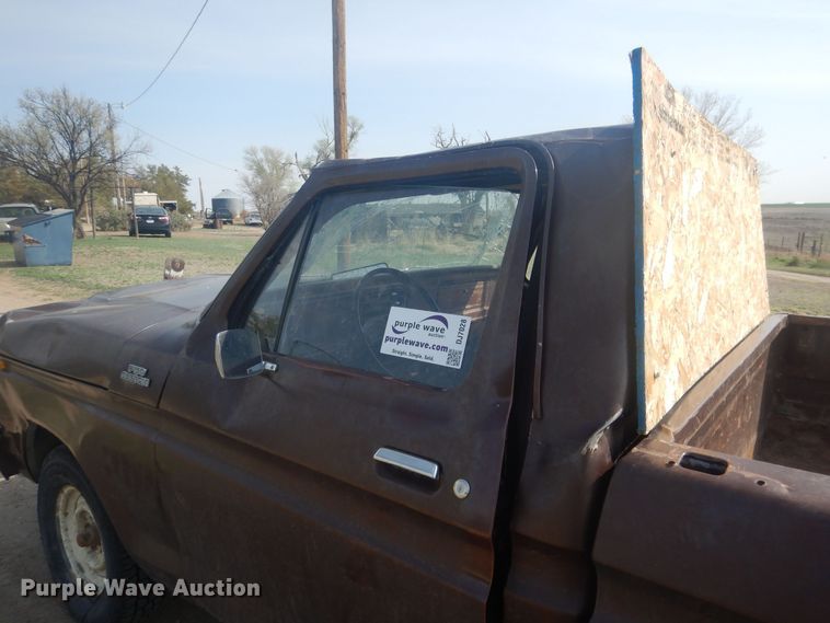 image for item DJ7028 1978 Ford F150  pickup truck
