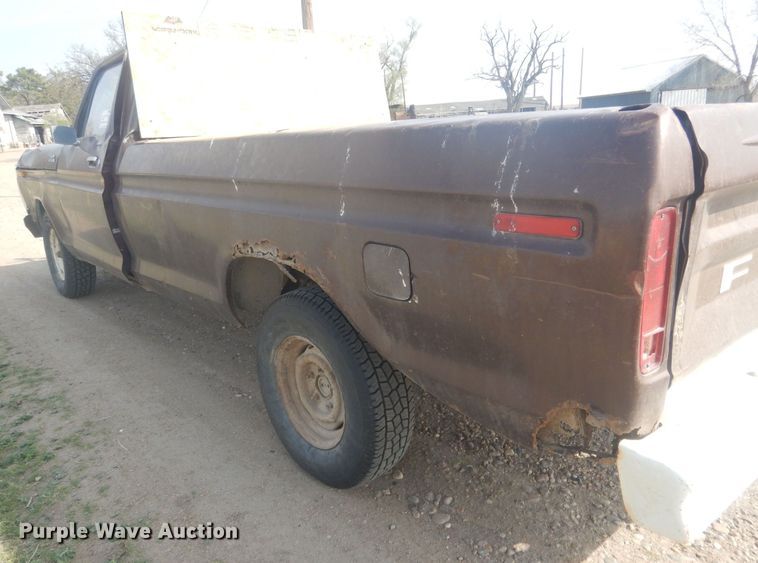 image for item DJ7028 1978 Ford F150  pickup truck