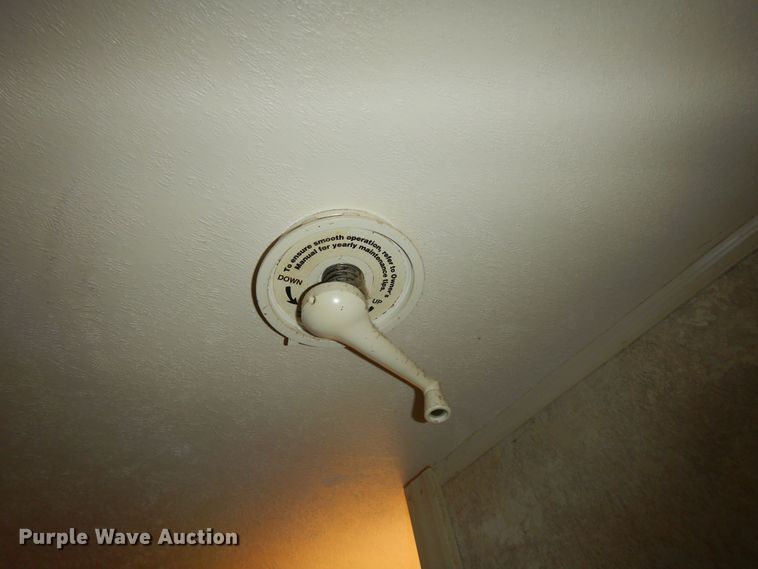 image for item DK1779 2005 Coachmen 27RLS  camper