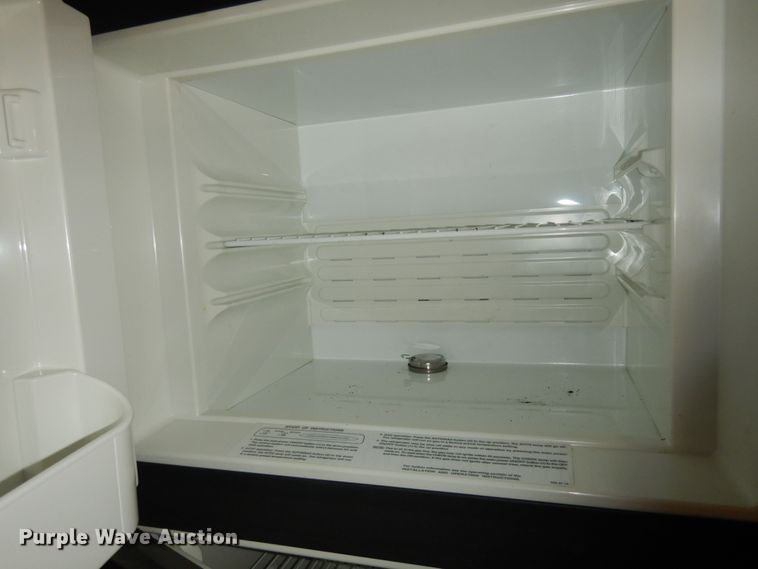 image for item DK1779 2005 Coachmen 27RLS  camper