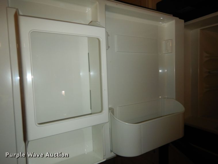 image for item DK1779 2005 Coachmen 27RLS  camper