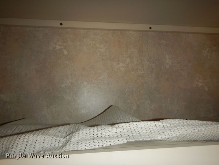 image for item DK1779 2005 Coachmen 27RLS  camper