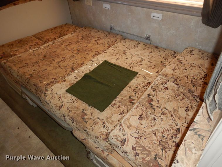 image for item DK1779 2005 Coachmen 27RLS  camper