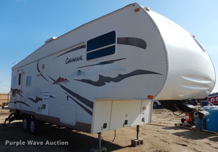 image for item DK1779 2005 Coachmen 27RLS  camper