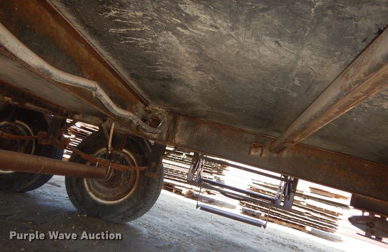 image for item DK1779 2005 Coachmen 27RLS  camper