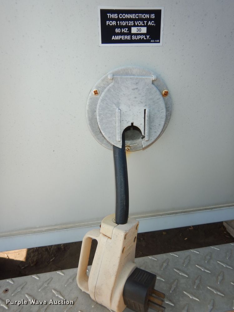 image for item DK1779 2005 Coachmen 27RLS  camper