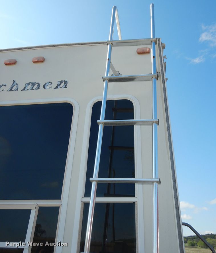 image for item DK1779 2005 Coachmen 27RLS  camper