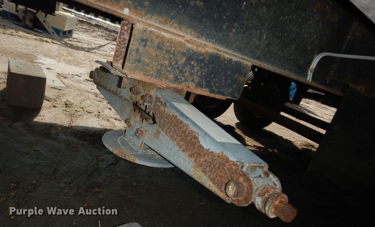 image for item DK1779 2005 Coachmen 27RLS  camper