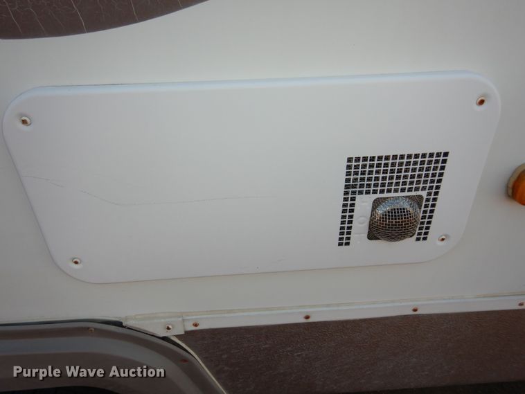 image for item DK1779 2005 Coachmen 27RLS  camper