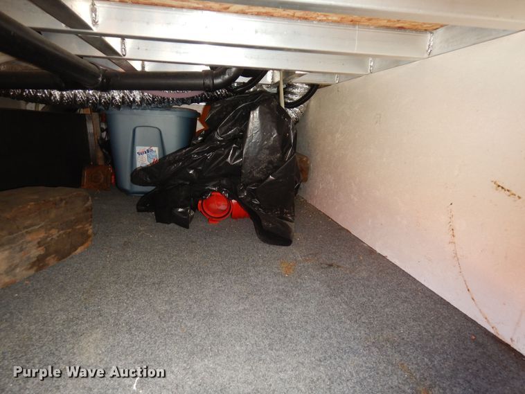 image for item DK1779 2005 Coachmen 27RLS  camper