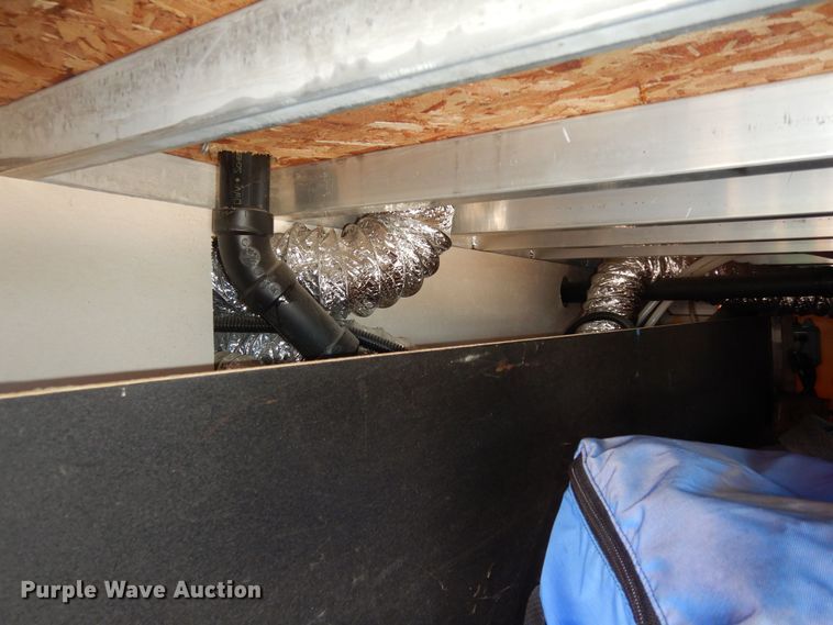 image for item DK1779 2005 Coachmen 27RLS  camper