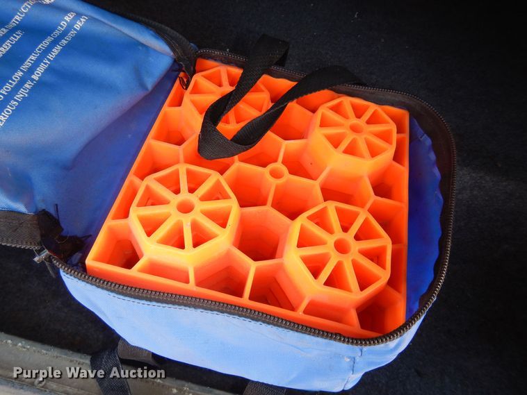 image for item DK1779 2005 Coachmen 27RLS  camper