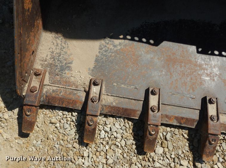 image for item DK1788 2014 Bobcat S590  skid steer loader