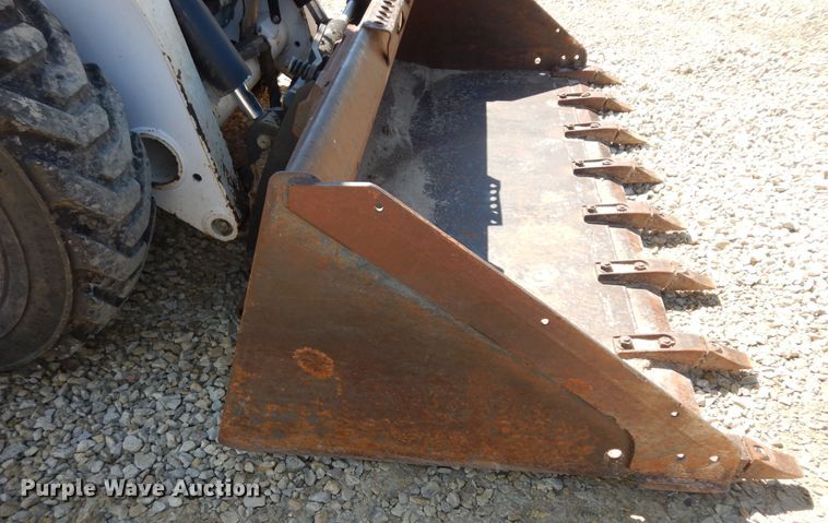 image for item DK1788 2014 Bobcat S590  skid steer loader