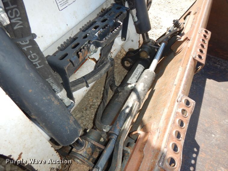 image for item DK1788 2014 Bobcat S590  skid steer loader