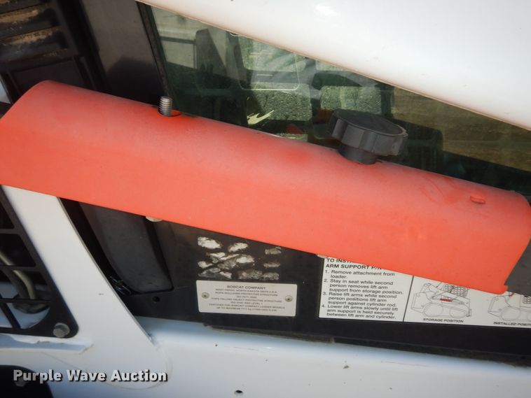 image for item DK1788 2014 Bobcat S590  skid steer loader