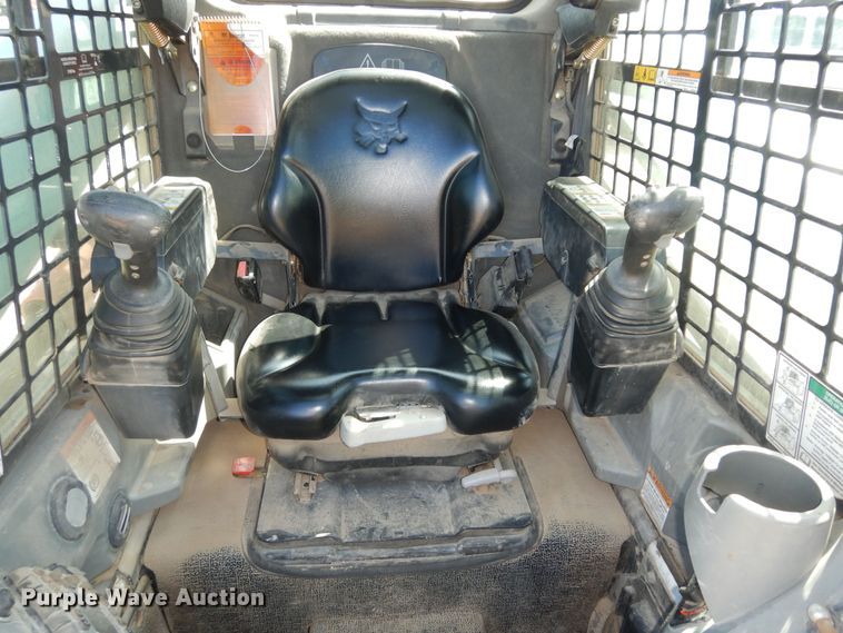 image for item DK1788 2014 Bobcat S590  skid steer loader