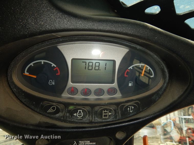 image for item DK1788 2014 Bobcat S590  skid steer loader