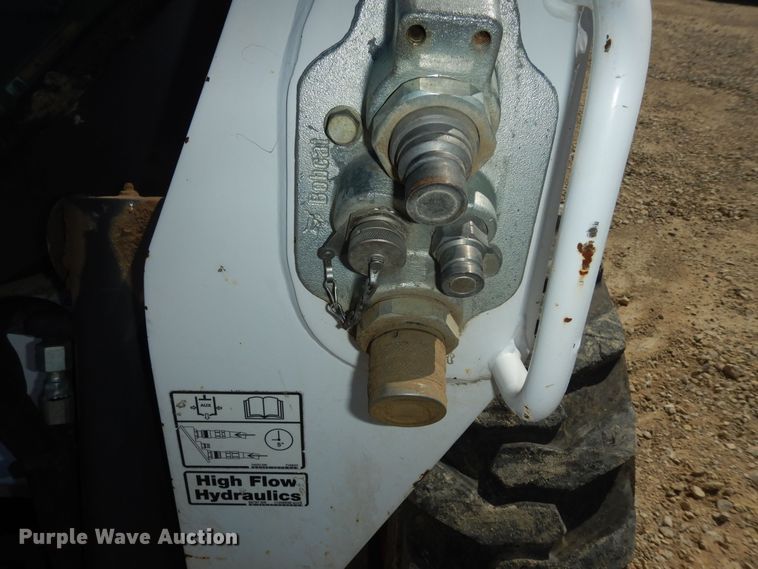 image for item DK1788 2014 Bobcat S590  skid steer loader