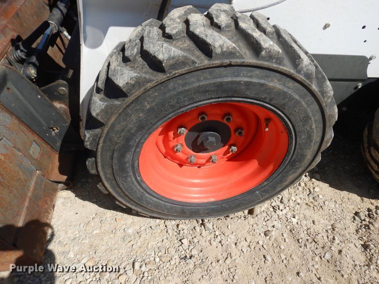 image for item DK1788 2014 Bobcat S590  skid steer loader