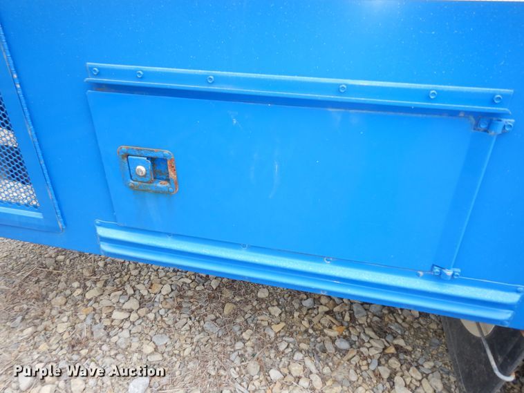 image for item DK1808 2009 Blue Bird All American  school bus