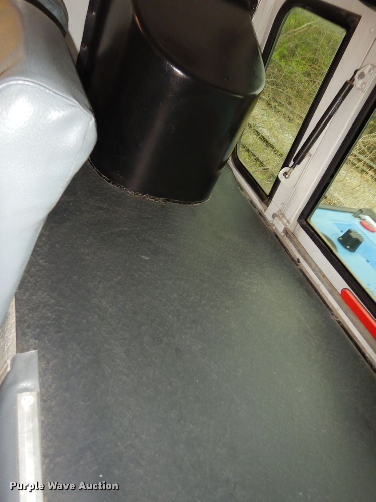 image for item DK1808 2009 Blue Bird All American  school bus