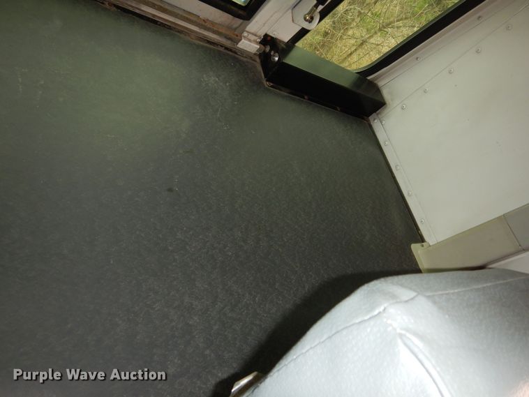 image for item DK1808 2009 Blue Bird All American  school bus