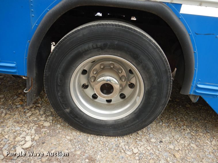 image for item DK1808 2009 Blue Bird All American  school bus