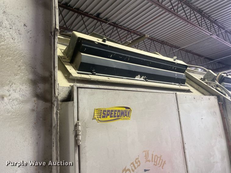 image for item DL7167 Paint Booth