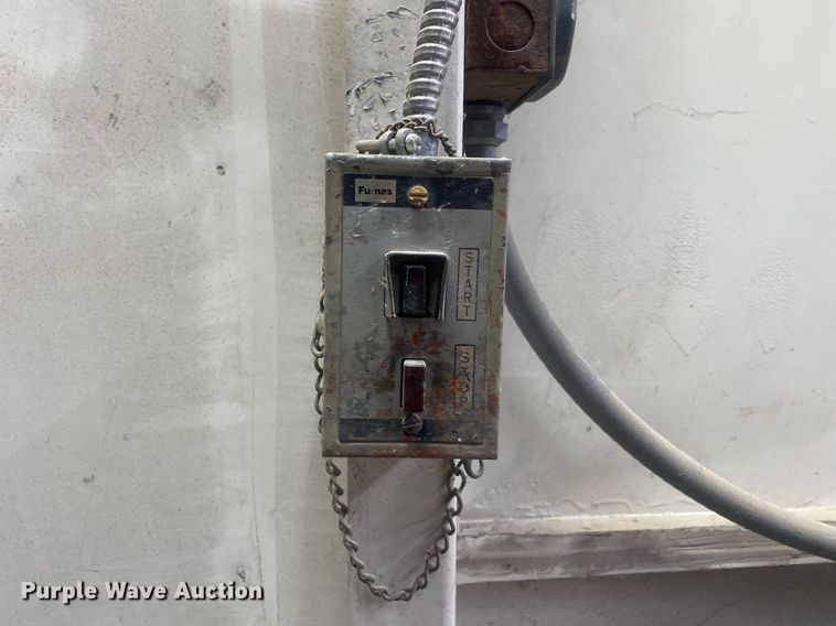 image for item DL7167 Paint Booth